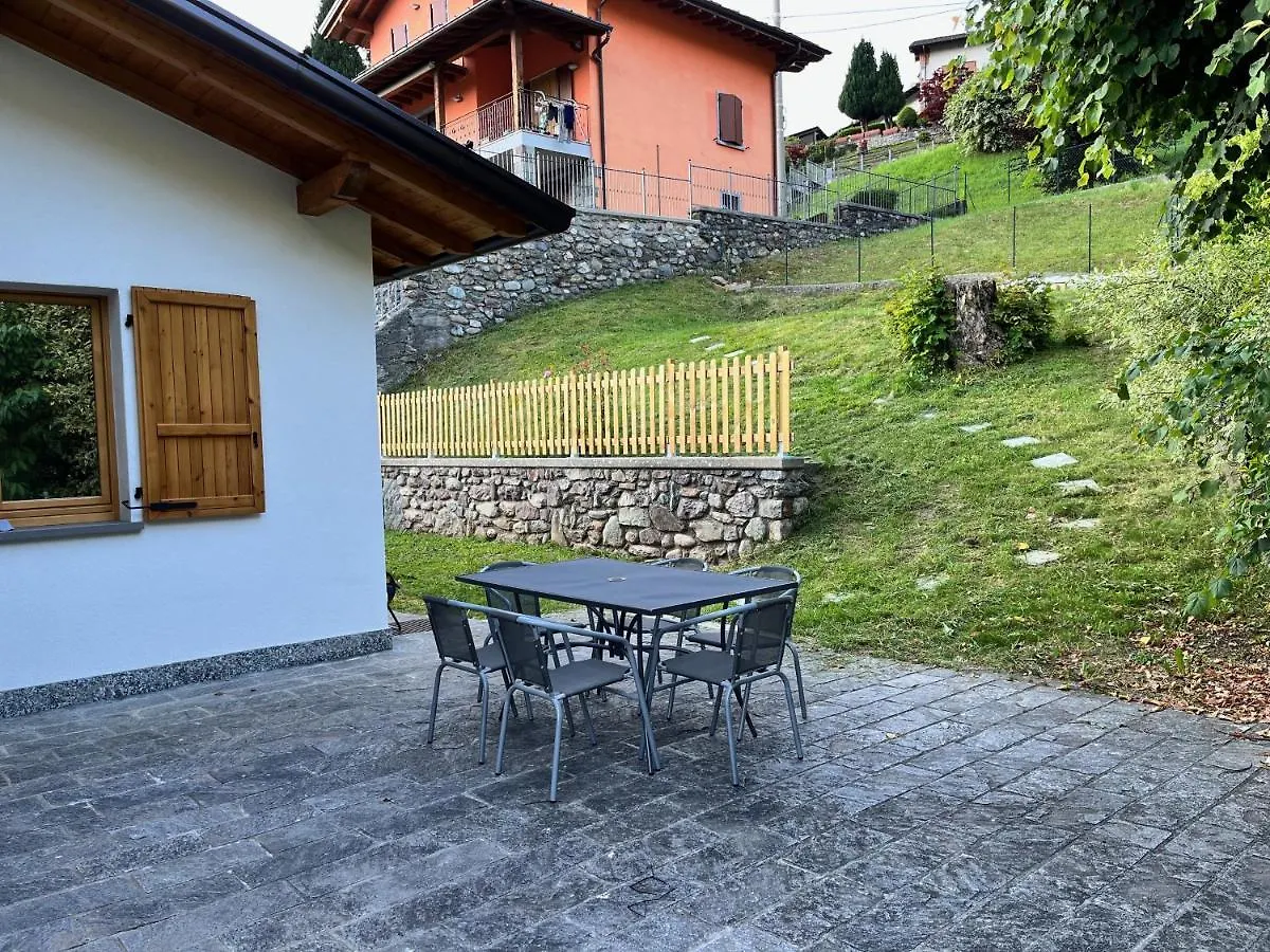 Apartment Baitel De Sot E Sura - Appartamenti Gromo Italy