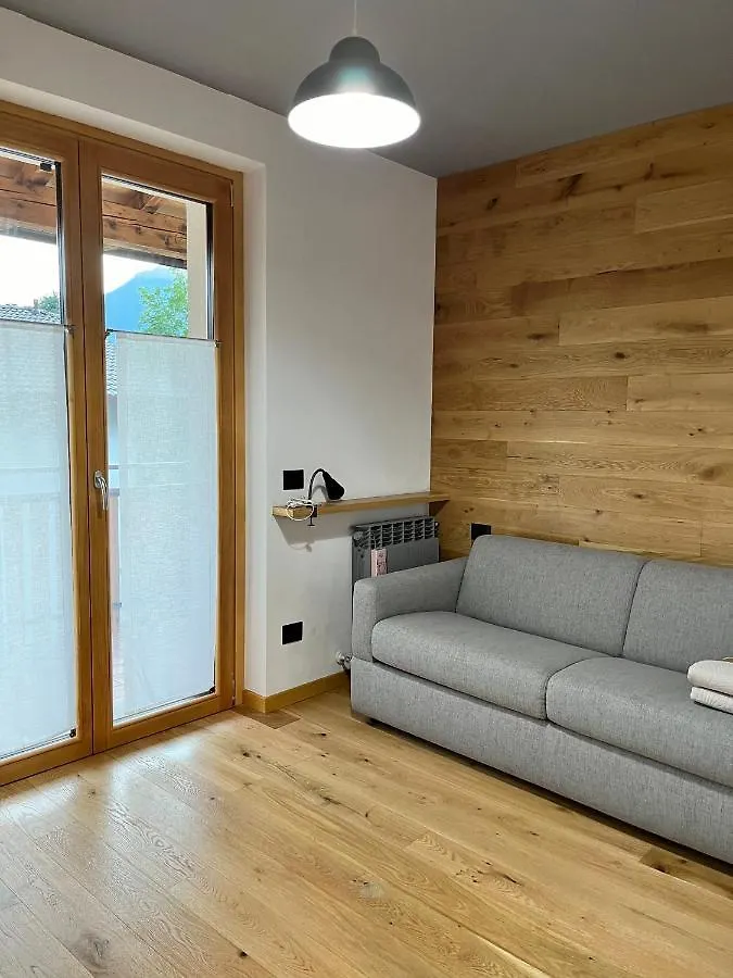 Apartment Baitel De Sot E Sura - Appartamenti Gromo Italy