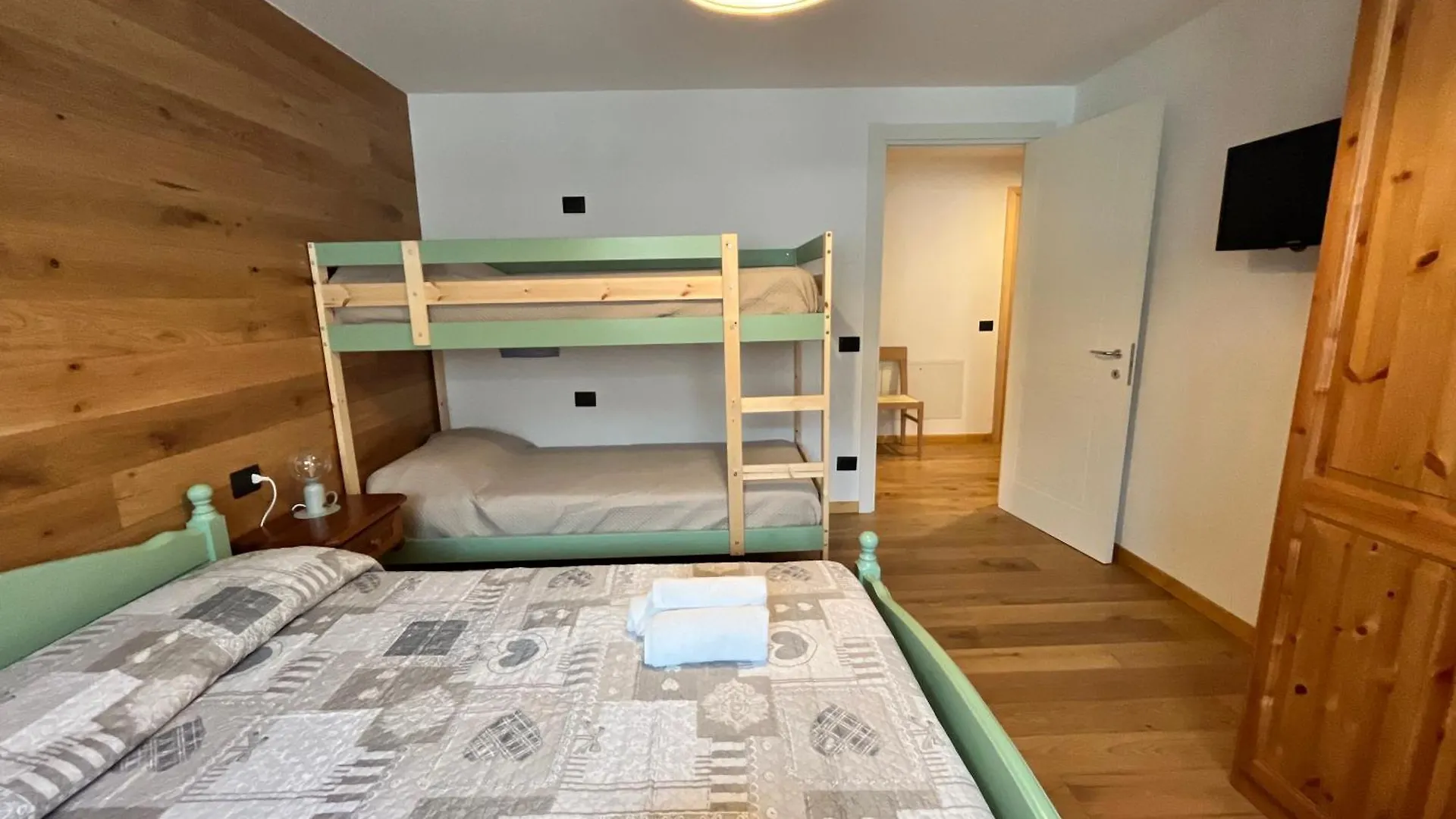 Apartment Baitel De Sot E Sura - Appartamenti Gromo