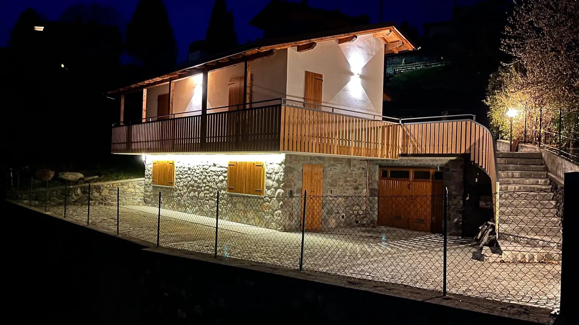 Apartment Baitel De Sot E Sura - Appartamenti Gromo Italy